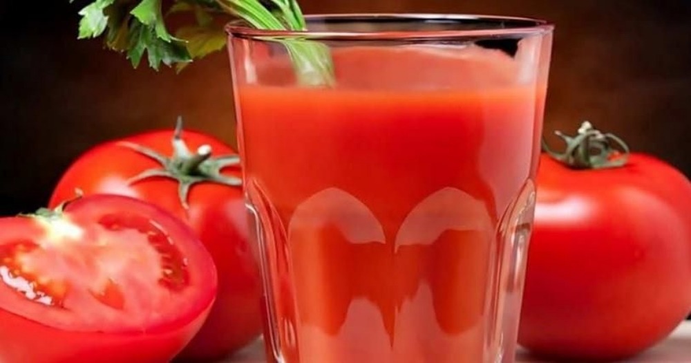 jugo de tomate con espinaca